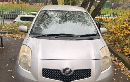 Toyota Vitz, 2005 год, 650 000 рублей, 9 фотография