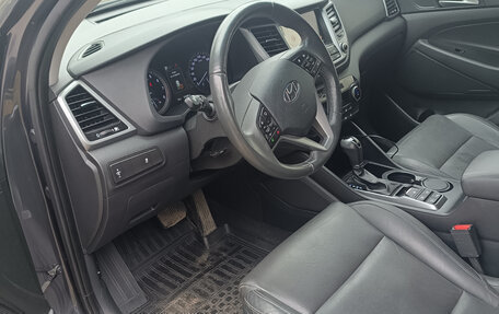 Hyundai Tucson III, 2018 год, 2 340 000 рублей, 6 фотография