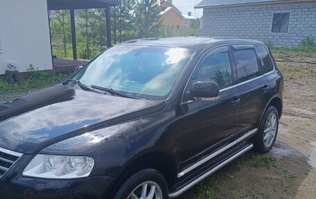 Volkswagen Touareg III, 2004 год, 700 000 рублей, 2 фотография