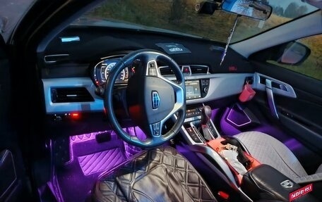 Geely Atlas I, 2018 год, 1 450 000 рублей, 1 фотография