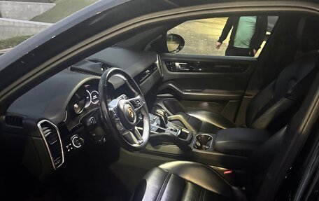 Porsche Cayenne III, 2020 год, 7 900 000 рублей, 8 фотография