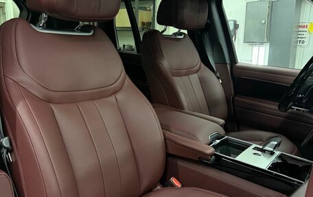 Land Rover Range Rover IV рестайлинг, 2024 год, 24 000 000 рублей, 4 фотография