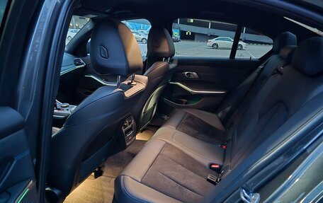 BMW 3 серия, 2021 год, 4 300 000 рублей, 17 фотография