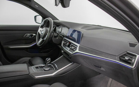 BMW 3 серия, 2020 год, 3 820 000 рублей, 9 фотография