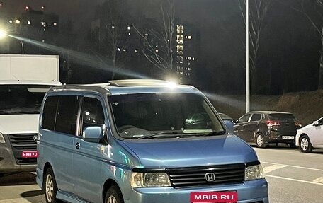 Honda Stepwgn II рестайлинг, 2001 год, 900 000 рублей, 1 фотография