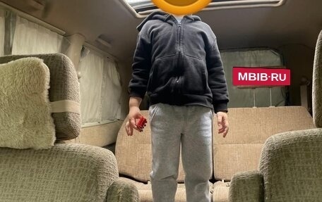 Honda Stepwgn II рестайлинг, 2001 год, 900 000 рублей, 3 фотография