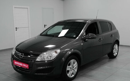 Opel Astra H, 2011 год, 820 000 рублей, 1 фотография