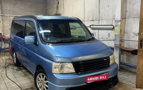 Honda Stepwgn II рестайлинг, 2001 год, 900 000 рублей, 22 фотография