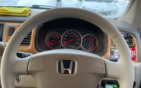 Honda Stepwgn II рестайлинг, 2001 год, 900 000 рублей, 23 фотография