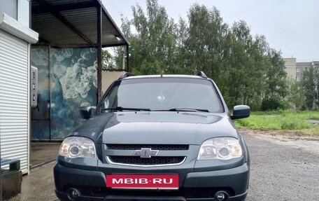 Chevrolet Niva I рестайлинг, 2013 год, 375 000 рублей, 2 фотография