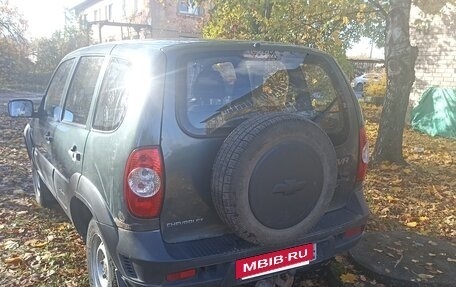 Chevrolet Niva I рестайлинг, 2012 год, 430 000 рублей, 2 фотография