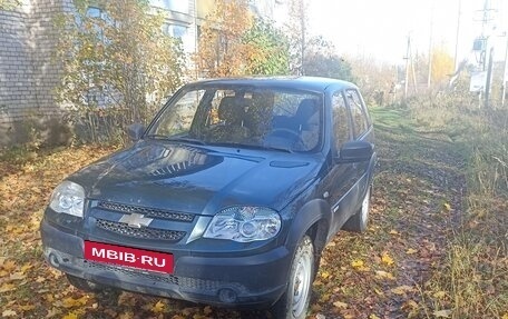 Chevrolet Niva I рестайлинг, 2012 год, 430 000 рублей, 3 фотография