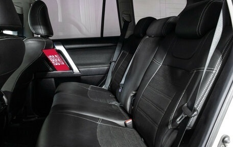 Toyota Land Cruiser Prado 150 рестайлинг 2, 2015 год, 3 499 700 рублей, 10 фотография