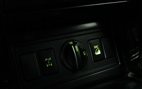 Toyota Land Cruiser Prado 150 рестайлинг 2, 2015 год, 3 499 700 рублей, 17 фотография