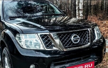 Nissan Pathfinder, 2014 год, 180 000 рублей, 1 фотография