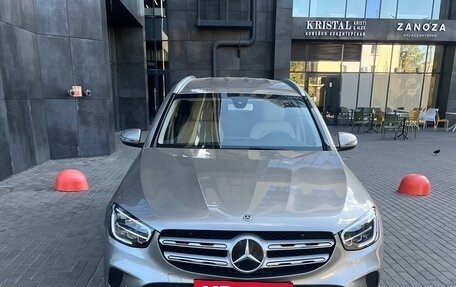 Mercedes-Benz GLC, 2019 год, 3 950 000 рублей, 2 фотография
