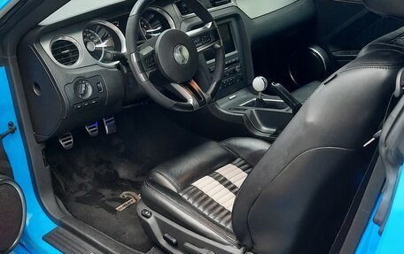 Ford Mustang VI рестайлинг, 2009 год, 4 700 000 рублей, 4 фотография