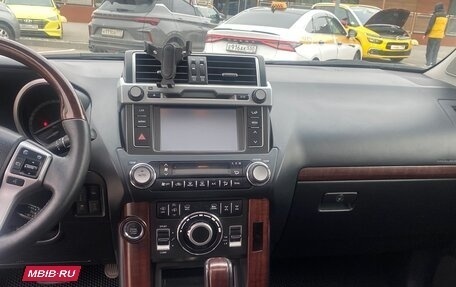 Toyota Land Cruiser Prado 150 рестайлинг 2, 2016 год, 3 390 000 рублей, 20 фотография