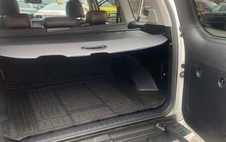 Toyota Land Cruiser Prado 150 рестайлинг 2, 2016 год, 3 390 000 рублей, 26 фотография