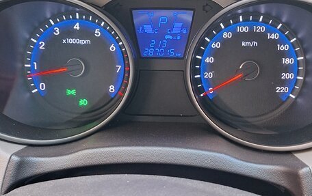 Hyundai Tucson III, 2010 год, 1 150 000 рублей, 19 фотография