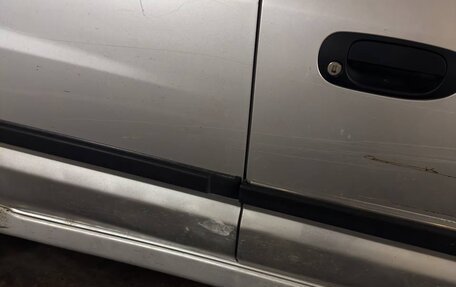 Mitsubishi Space Star I рестайлинг, 2004 год, 430 000 рублей, 14 фотография