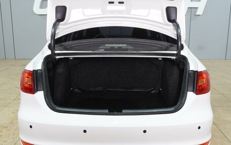 Volkswagen Jetta VI, 2012 год, 999 000 рублей, 20 фотография