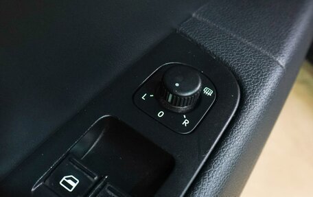 Skoda Superb III рестайлинг, 2011 год, 1 387 000 рублей, 22 фотография