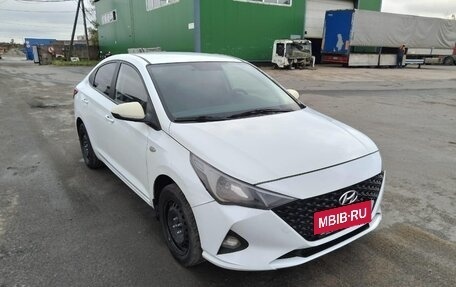 Hyundai Solaris II рестайлинг, 2020 год, 903 000 рублей, 2 фотография