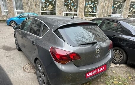 Opel Astra J, 2011 год, 540 000 рублей, 3 фотография