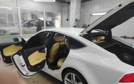 Audi A7, 2010 год, 2 250 000 рублей, 2 фотография