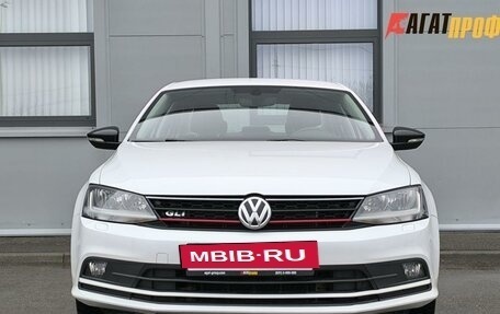 Volkswagen Jetta VI, 2017 год, 1 395 000 рублей, 2 фотография