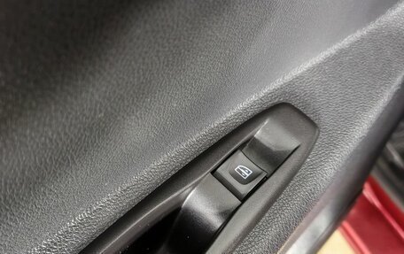 Renault Kaptur I рестайлинг, 2018 год, 1 399 000 рублей, 23 фотография