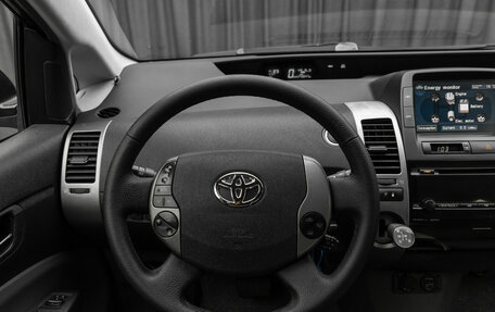 Toyota Prius, 2008 год, 660 000 рублей, 12 фотография