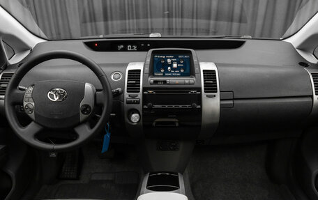 Toyota Prius, 2008 год, 660 000 рублей, 10 фотография