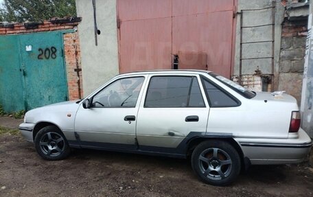Daewoo Nexia I рестайлинг, 2004 год, 65 000 рублей, 15 фотография