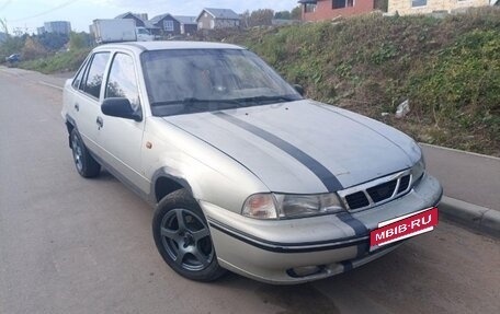 Daewoo Nexia I рестайлинг, 2004 год, 65 000 рублей, 18 фотография