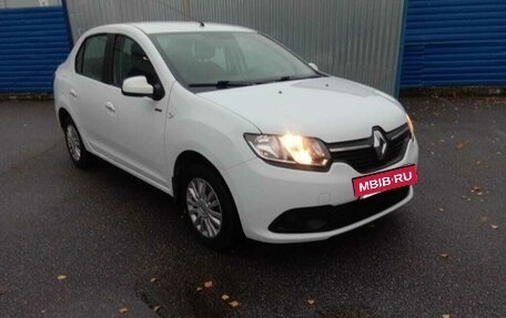 Renault Logan II, 2017 год, 575 000 рублей, 10 фотография