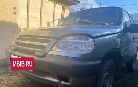 Chevrolet Niva I рестайлинг, 2006 год, 200 000 рублей, 2 фотография