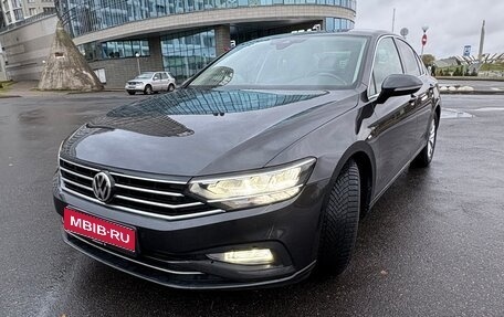 Volkswagen Passat B8 рестайлинг, 2020 год, 1 660 000 рублей, 1 фотография