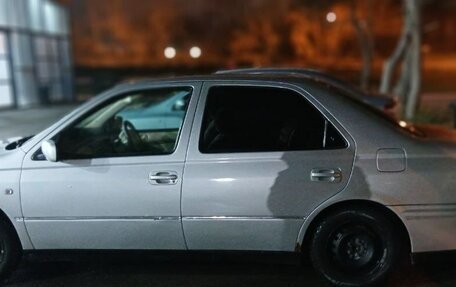 Toyota Vista V30, 2000 год, 350 000 рублей, 1 фотография