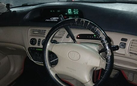 Toyota Vista V30, 2000 год, 350 000 рублей, 3 фотография