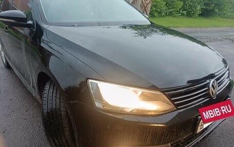 Volkswagen Jetta VI, 2014 год, 850 000 рублей, 6 фотография