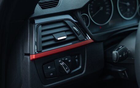 BMW 3 серия, 2016 год, 2 550 000 рублей, 15 фотография