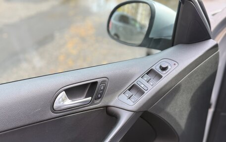 Volkswagen Tiguan I, 2011 год, 1 297 000 рублей, 18 фотография