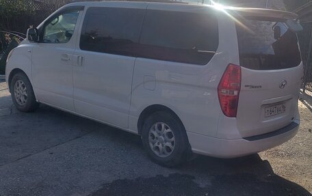 Hyundai Grand Starex Grand Starex I рестайлинг 2, 2011 год, 1 350 000 рублей, 8 фотография