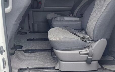 Hyundai Grand Starex Grand Starex I рестайлинг 2, 2011 год, 1 350 000 рублей, 10 фотография