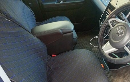 Toyota Roomy I, 2018 год, 1 200 000 рублей, 7 фотография