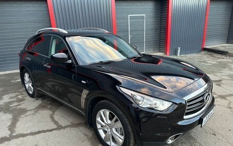 Infiniti QX70, 2014 год, 2 400 000 рублей, 4 фотография