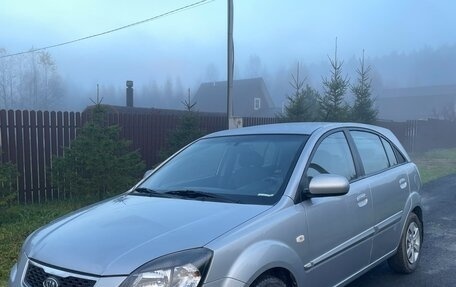 KIA Rio II, 2009 год, 645 000 рублей, 3 фотография