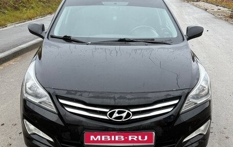 Hyundai Solaris II рестайлинг, 2014 год, 970 000 рублей, 1 фотография